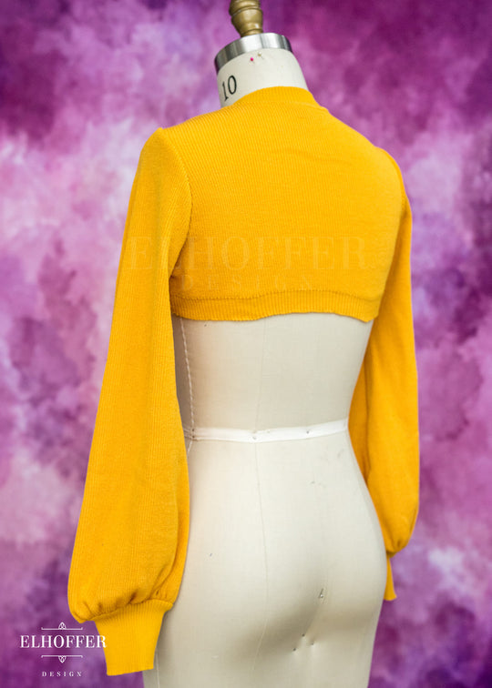 Essential Capricorn Crew Crop - Mustard Gold