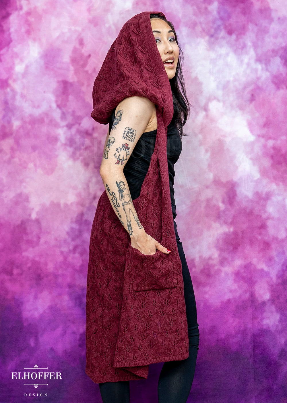 Elven Rogue Hooded Vest - Dragon's Blood Red
