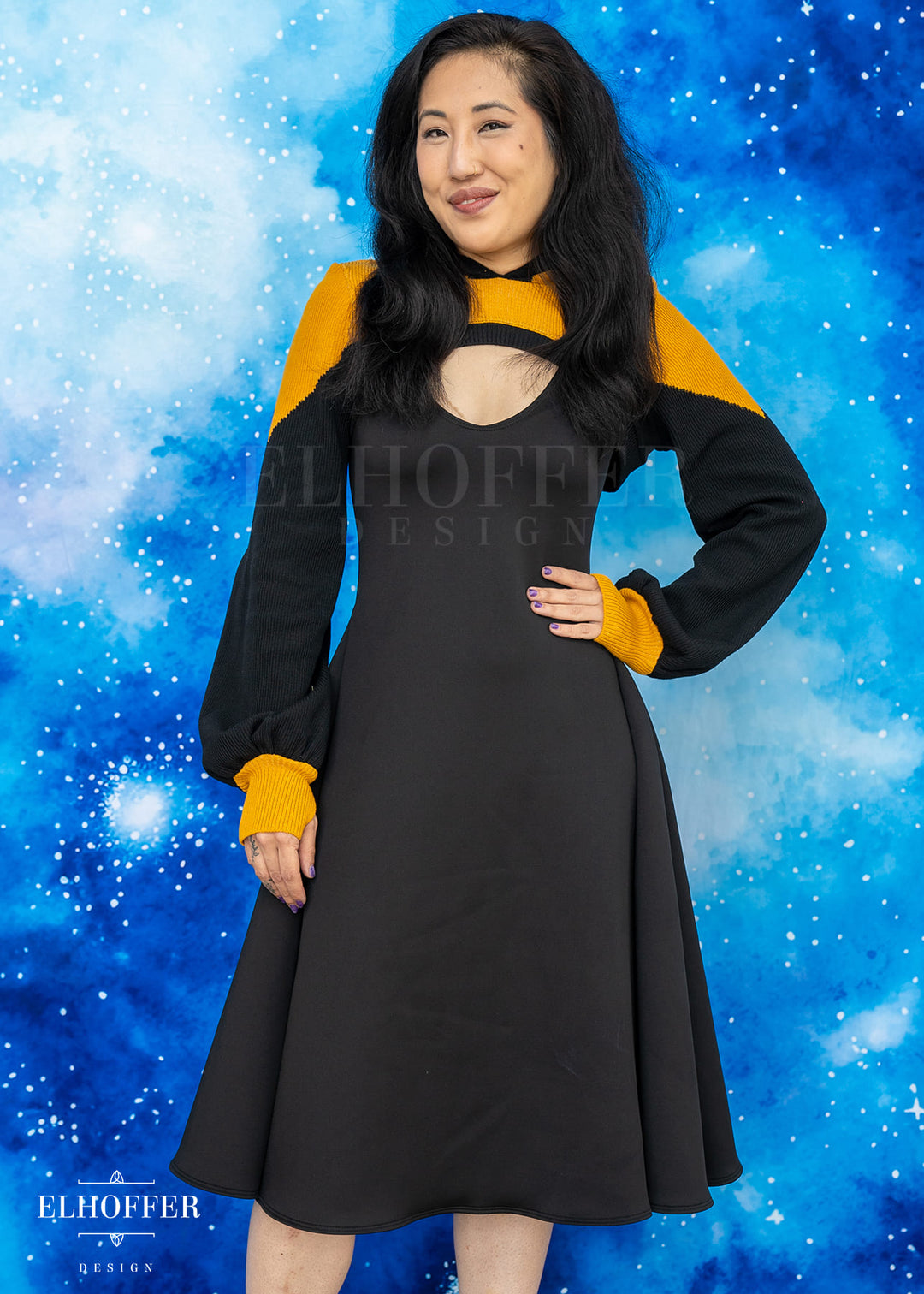 Interstellar Capricorn Crop Hoodie - Gold