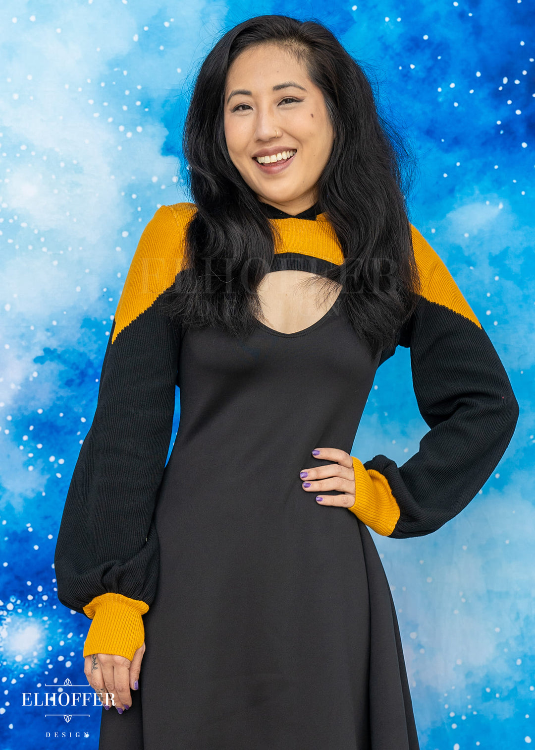 Interstellar Capricorn Crop Hoodie - Gold