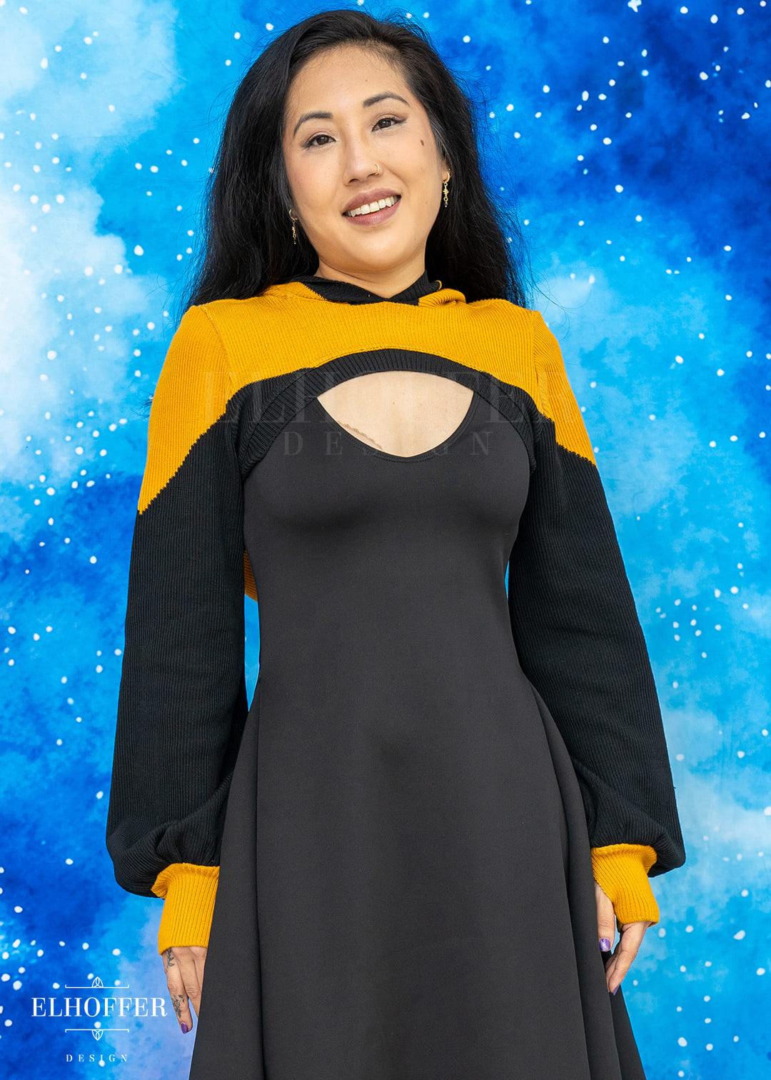 Interstellar Capricorn Crop Hoodie - Gold