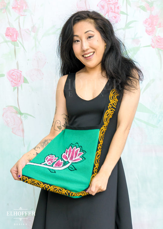 PREORDER - Cutest Maknae Satchel