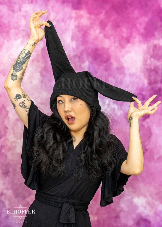 Lightweight Relaxed Fit Bunny Beanie - Bangtan Black