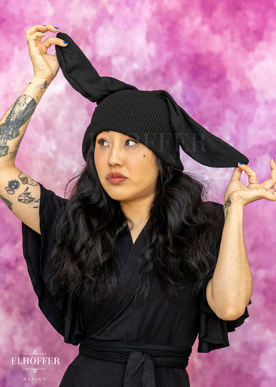 Lightweight Relaxed Fit Bunny Beanie - Bangtan Black