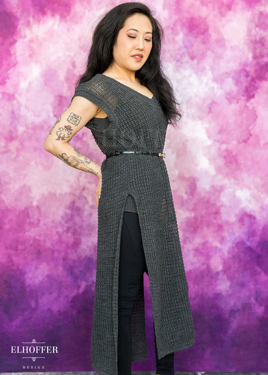 Essential Knight in Knitted Armor Tunic - Charcoal Grey