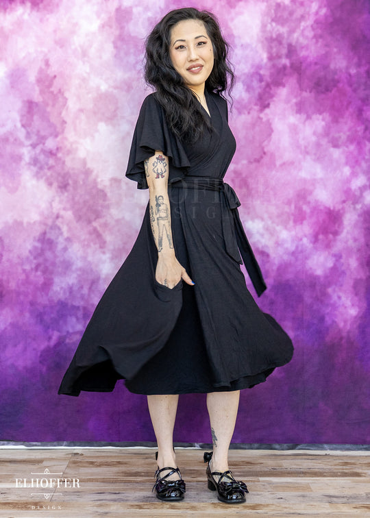 Essential Luisa Wrap Dress - Cozy Black
