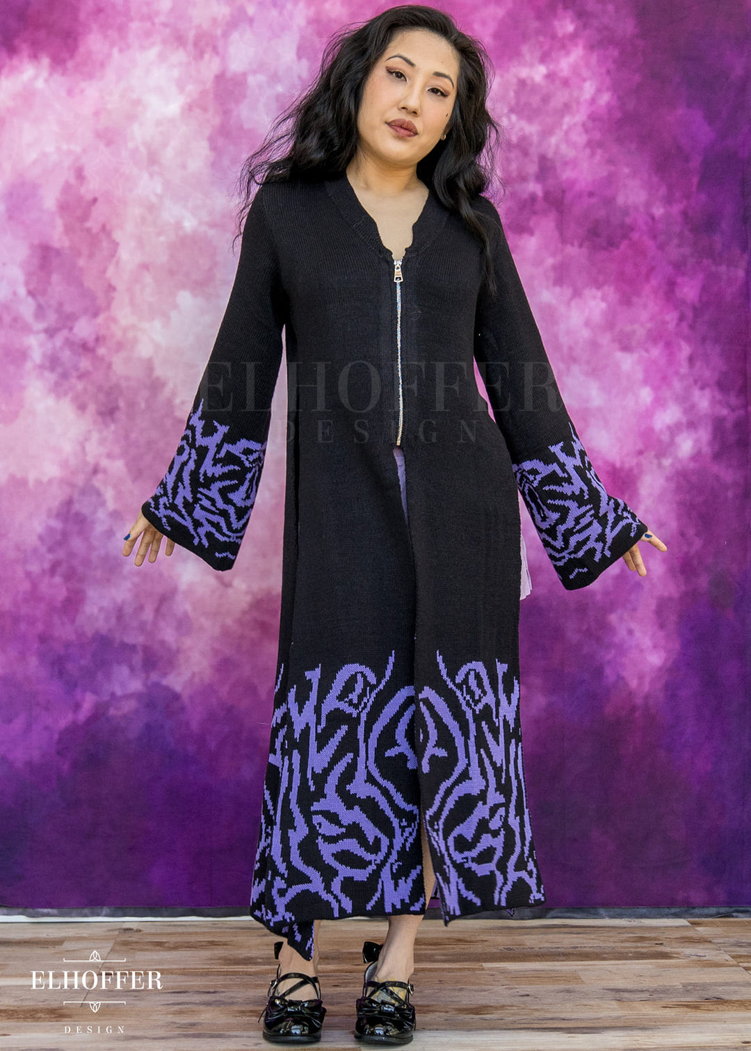 Demon Idol Unisex Sochangui Robe - Black & Purple
