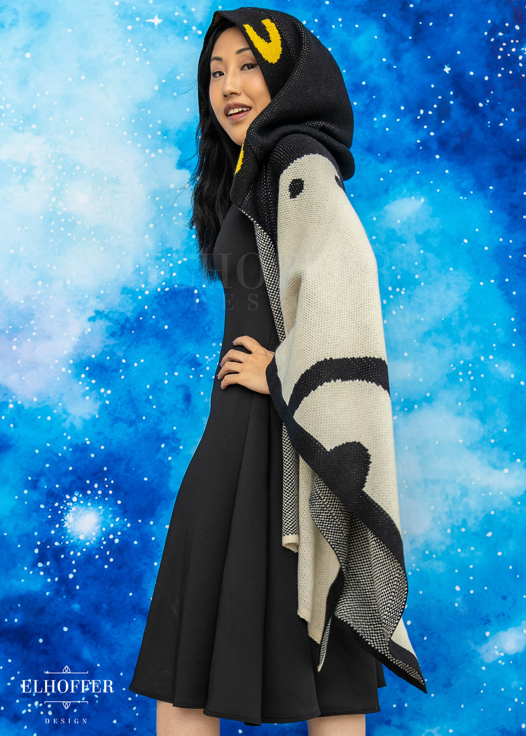PREORDER - Sassy Magpie Hooded Poncho
