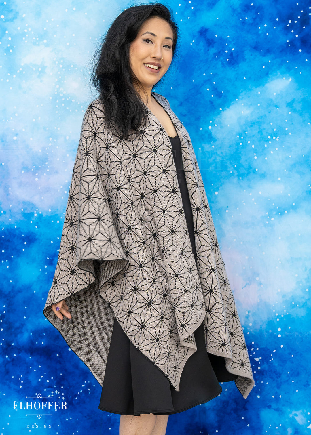 Precious Demon Poncho - Manga Grey