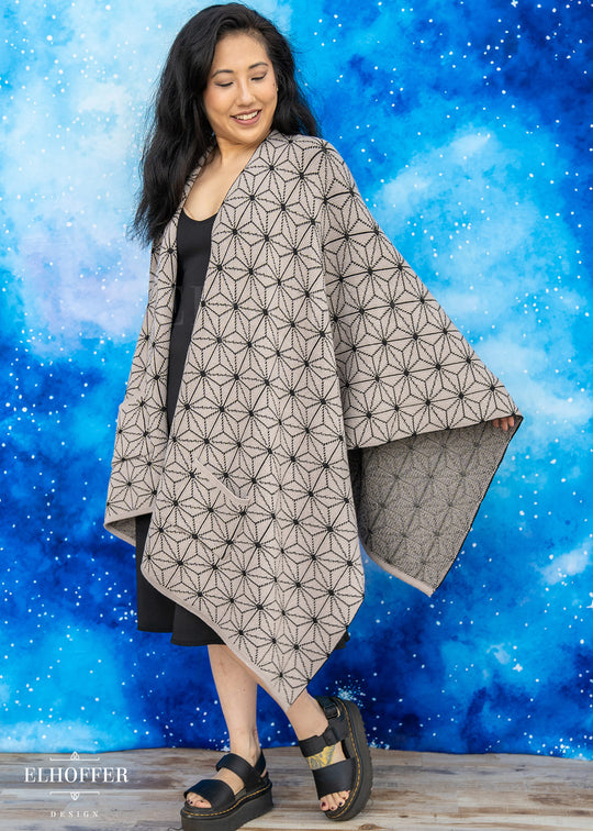 Precious Demon Poncho - Manga Grey