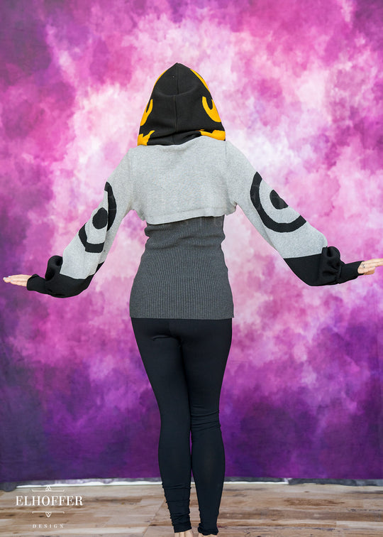 Sassy Magpie Capricorn Hooded Crop