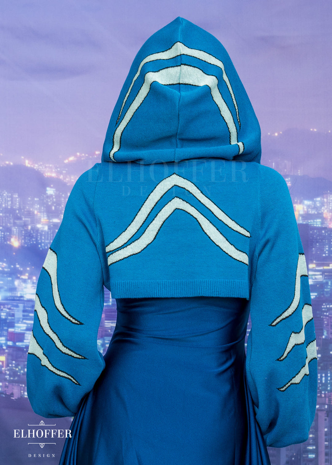 Blue Tiger Capricorn Hooded Crop