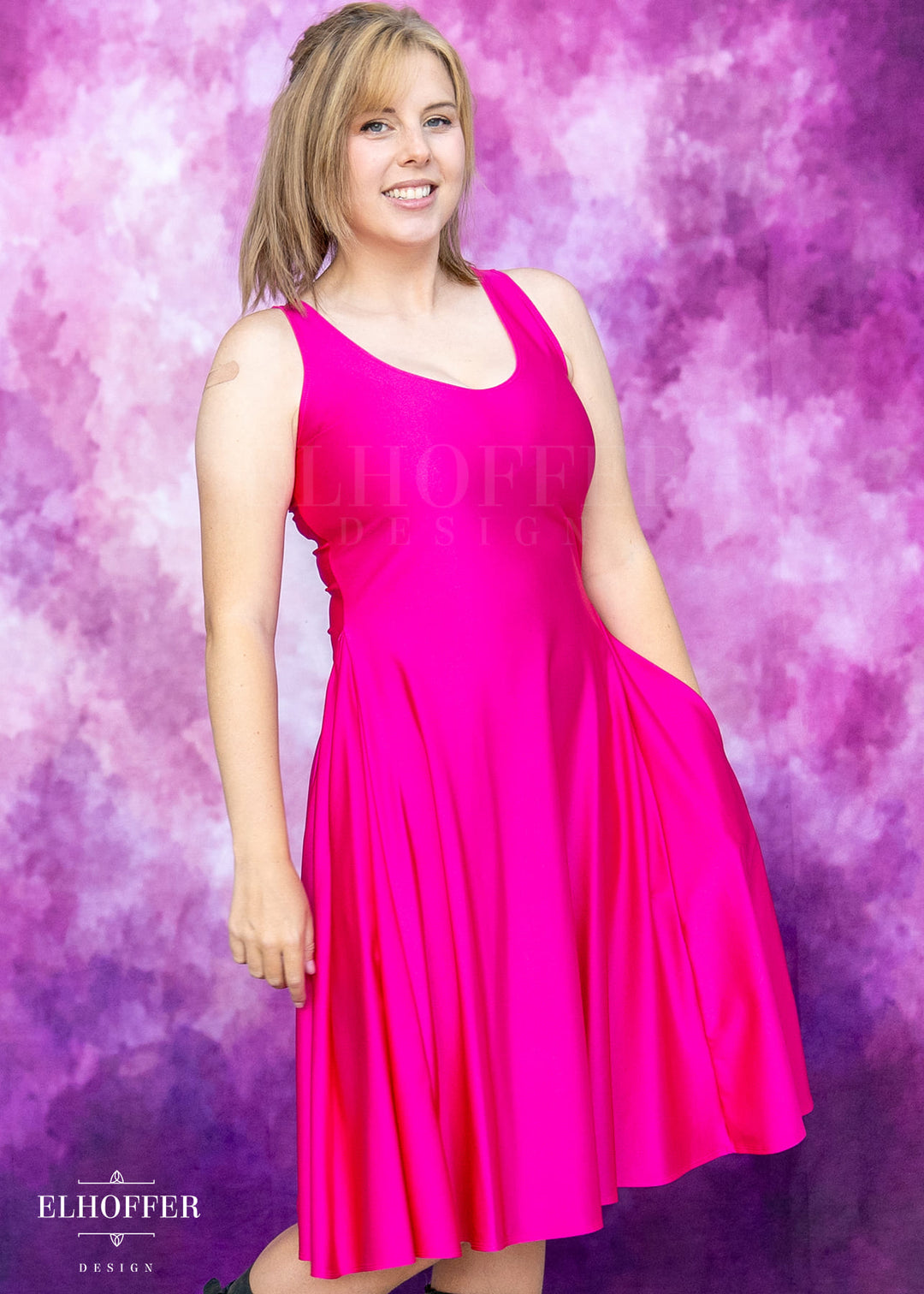 Essential Aquarius Knee Length Dress - Shiny Magenta