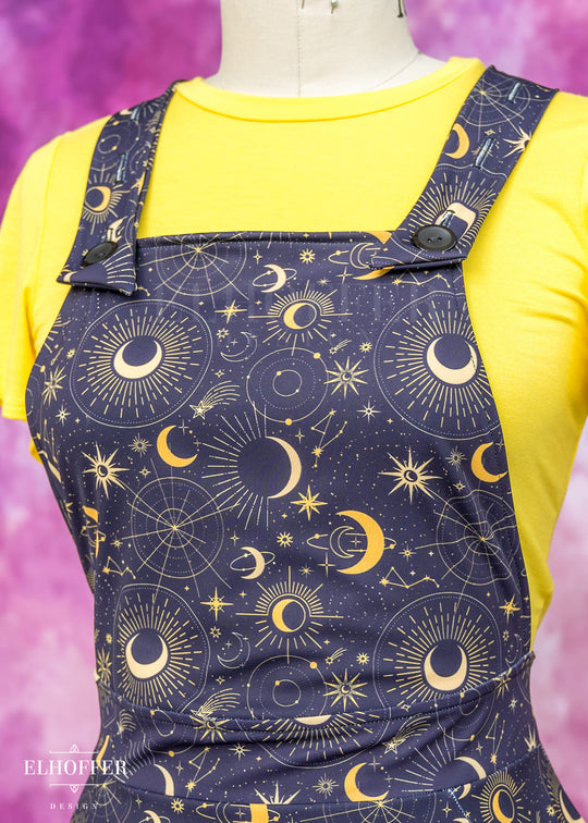 Essential Dorothy Pinafore - Celestial Magic