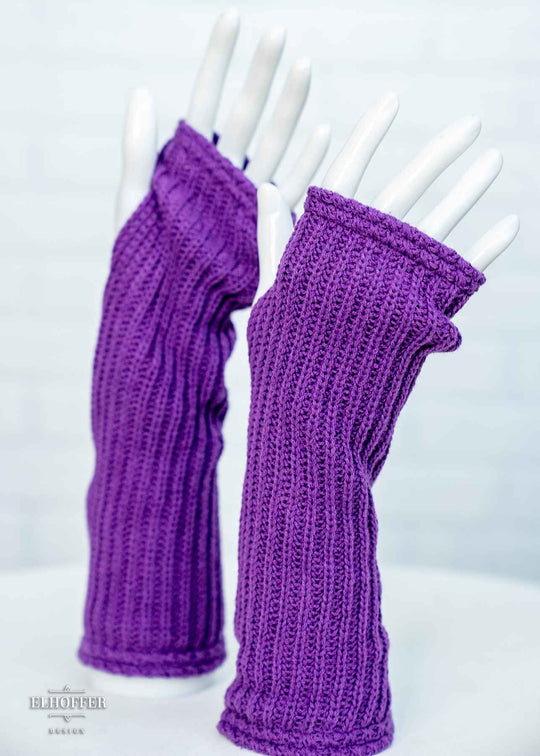 Sacred Princess Fingerless Gloves - Conjurer Purple