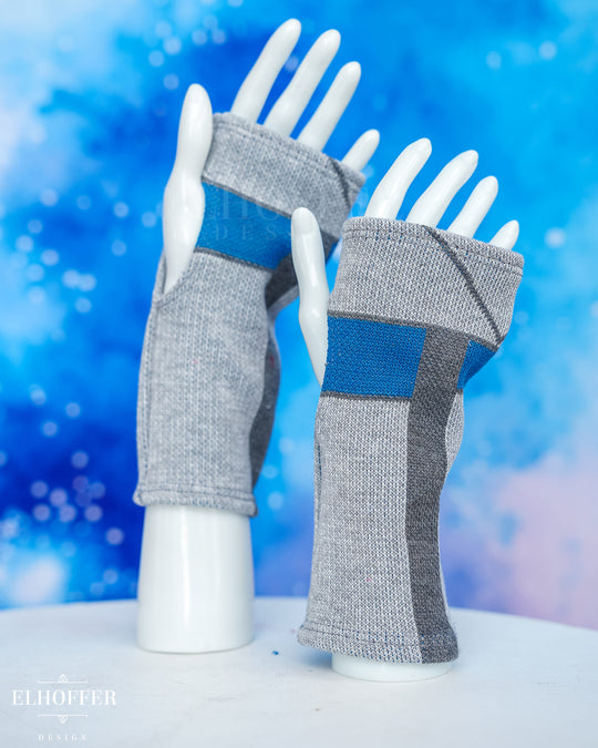 Galactic Baby Bot Blue Gloves