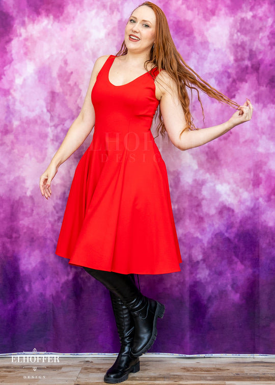 Starpuff Special - Essential Virgo Dress - Super Red Ponte