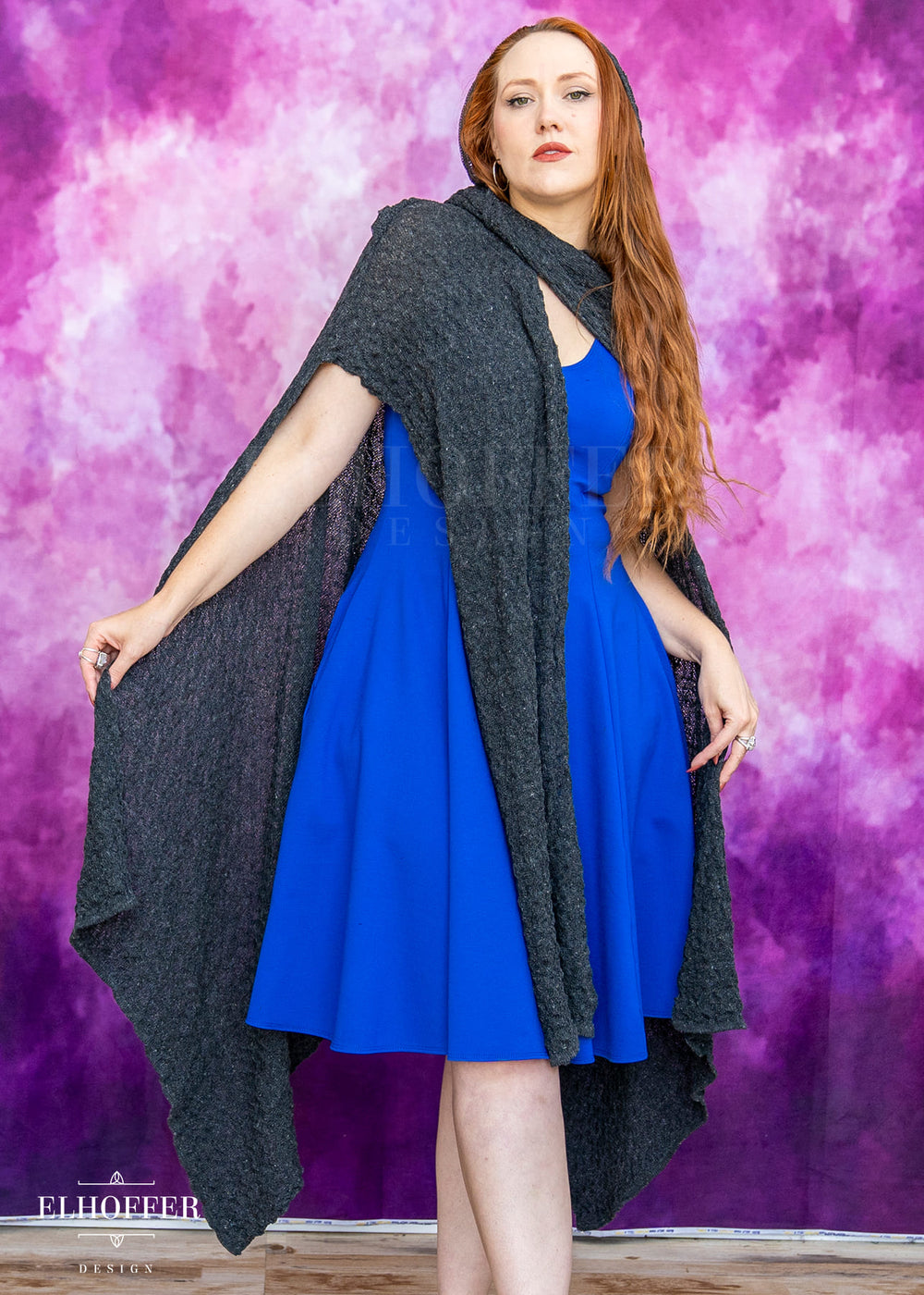 Essential Renegade Cape Lightweight - Smoke Grey