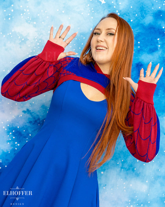Spiderweb Capricorn Hooded Crop - Classic Blue
