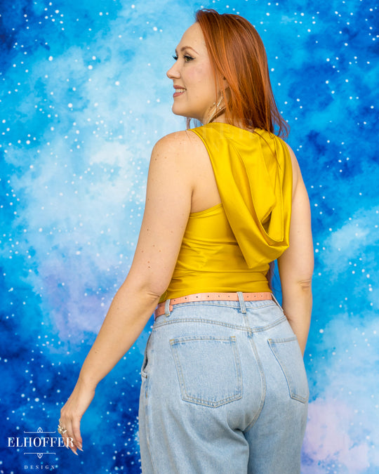Essential Mara Hooded Crop - Golden Yellow Spandex