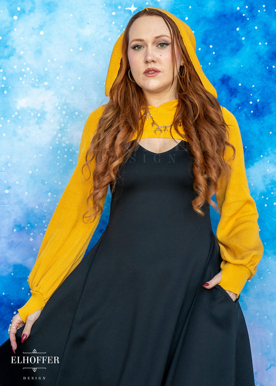 Essential Capricorn Crop Hoodie - Mustard Gold