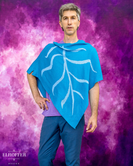 Essential Leaf Poncho - Frosty Blue