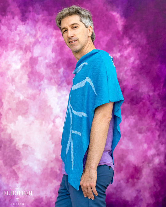 Essential Leaf Poncho - Frosty Blue