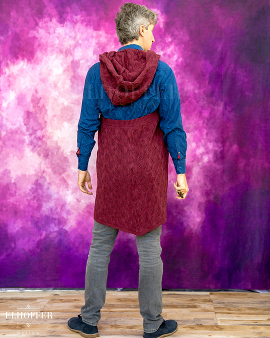 Elven Rogue Hooded Vest - Dragon's Blood Red