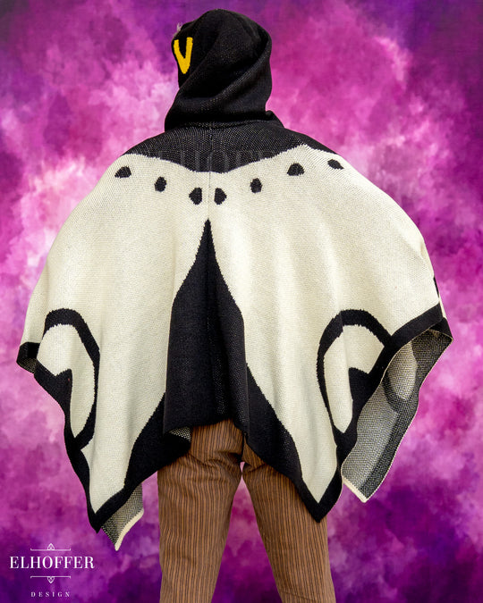 Sassy Magpie Hooded Poncho