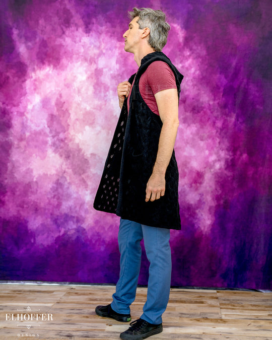 Elven Rogue Hooded Vest - Wraith Black