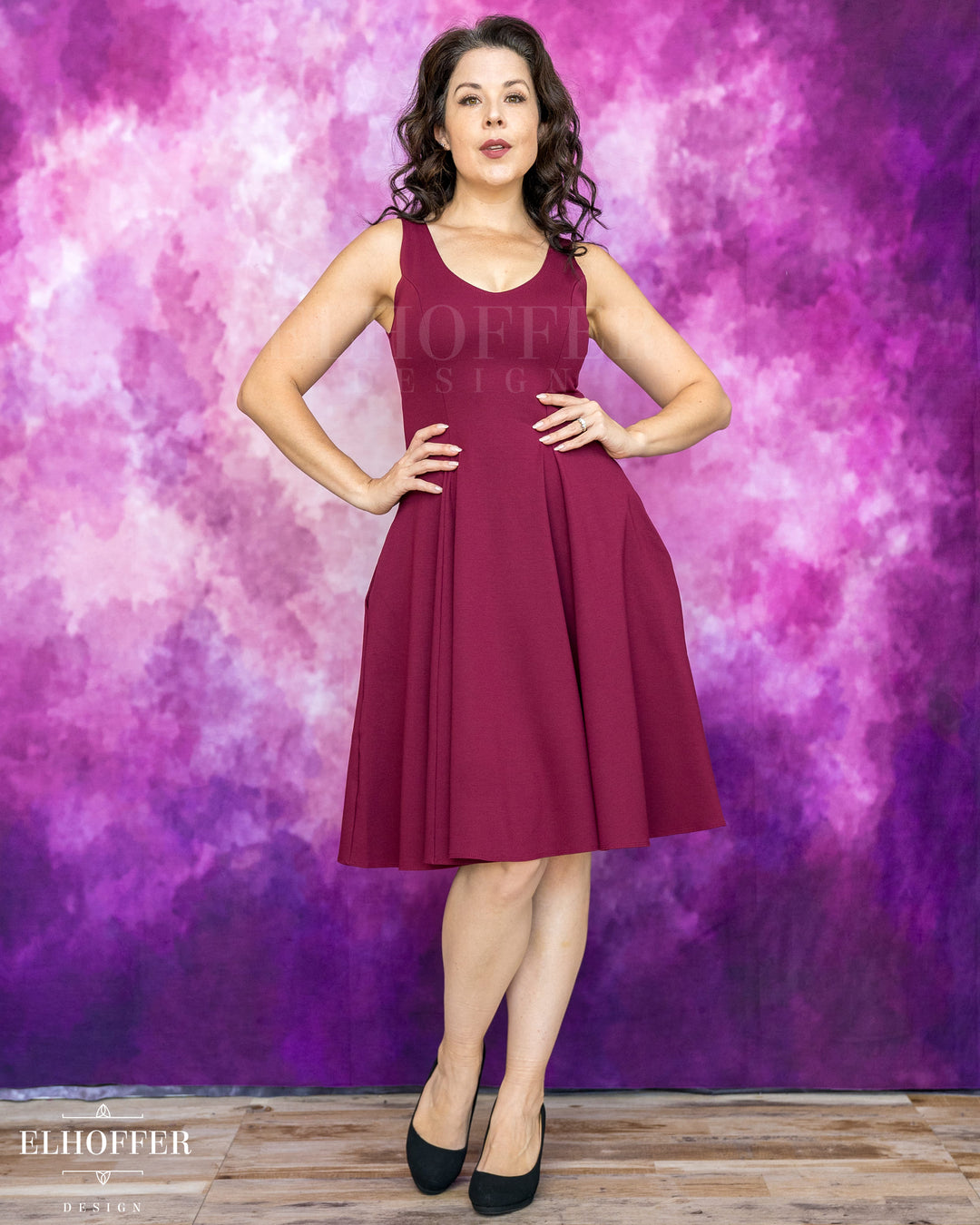 Essential Aquarius Knee Length Dress - Burgundy Compression Spandex