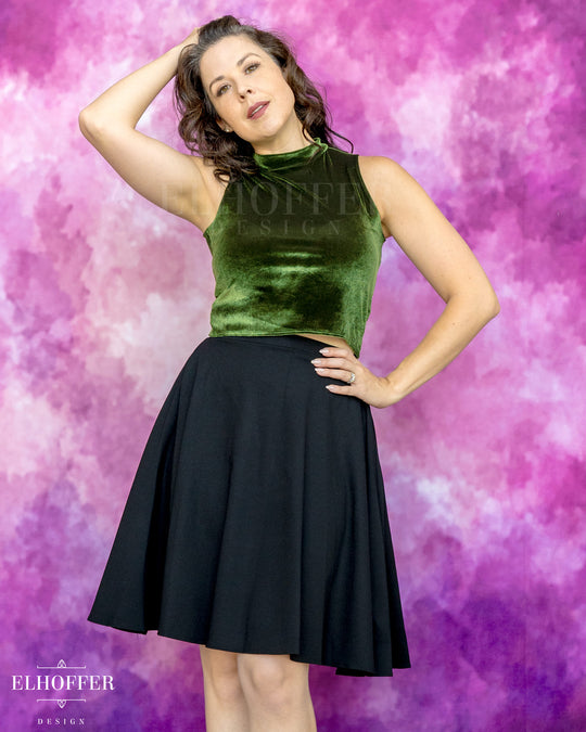 Essential Jes Crop Top - Olive Velvet