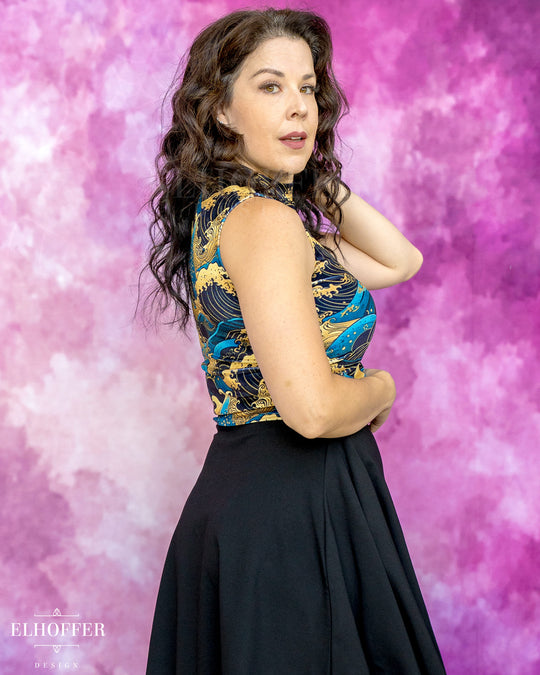 Essential Jes Crop Top - Velvet Golden Waves