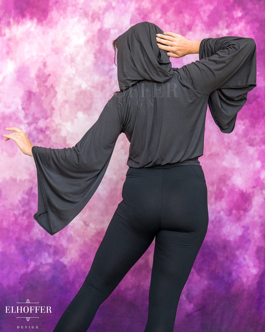 Essential Princess Hooded Crop Top - Cozy Antique Black