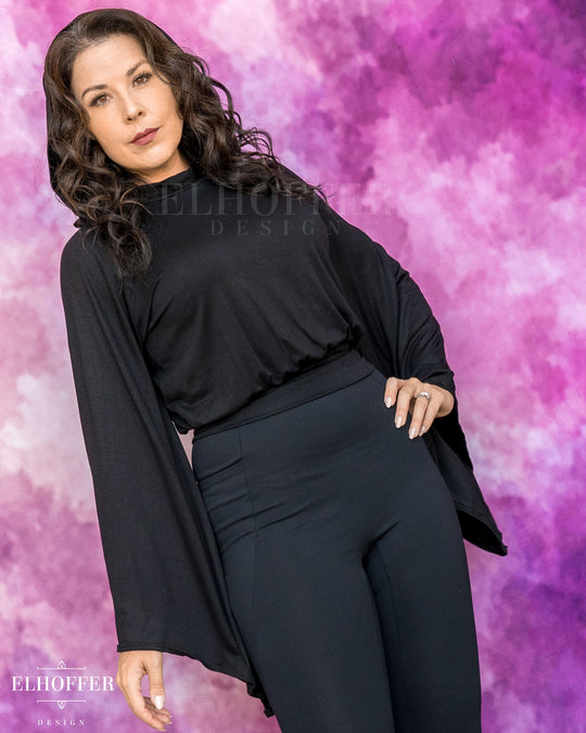 Essential Princess Hooded Crop Top - Cozy Black