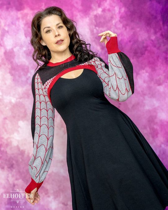 Spiderweb Capricorn Crew Crop - Silk Red
