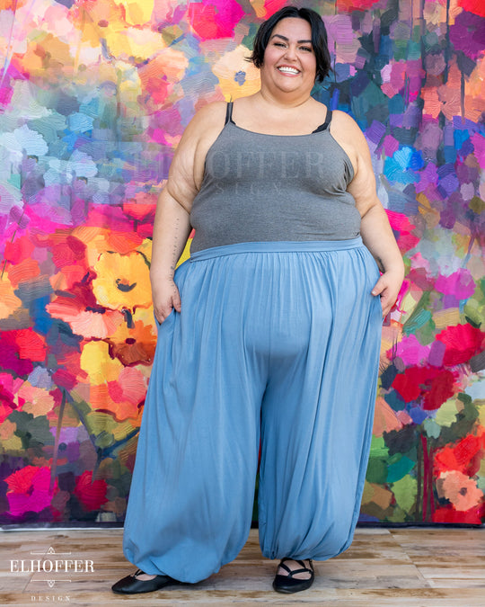 Essential Cozy Yasmin Pants - Dusty Blue Sky
