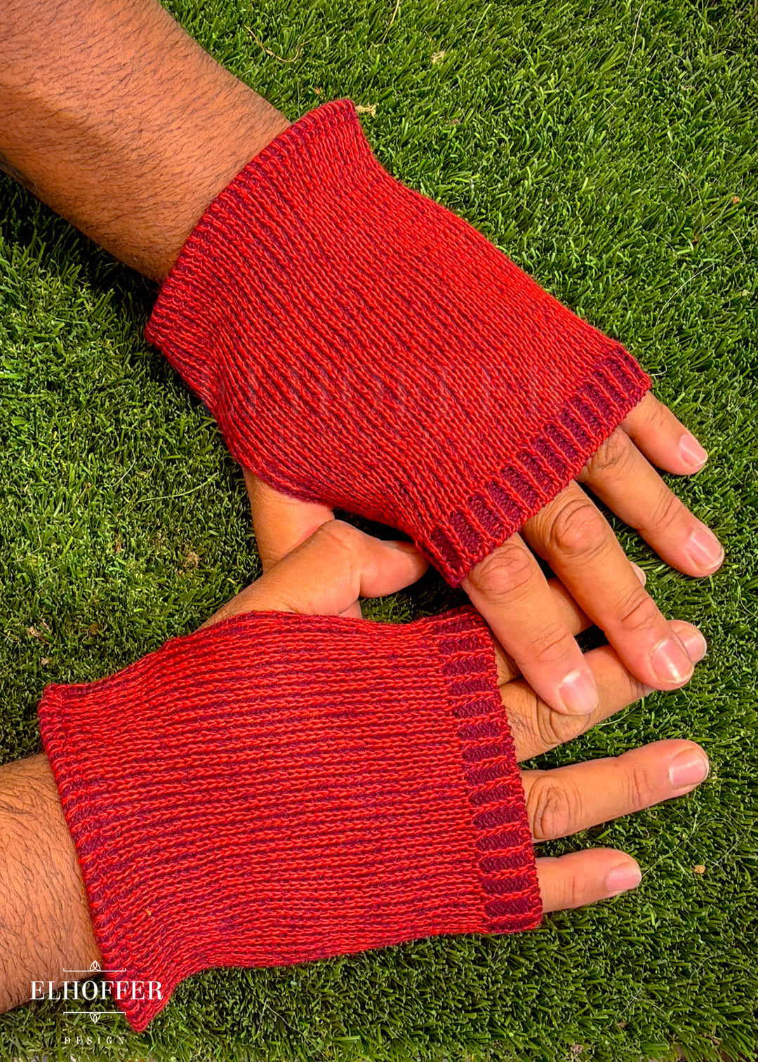 Vamp Red Knit Gloves - Best on Large Hands