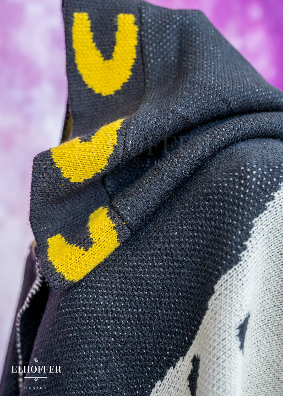 PREORDER - Sassy Magpie Hooded Poncho