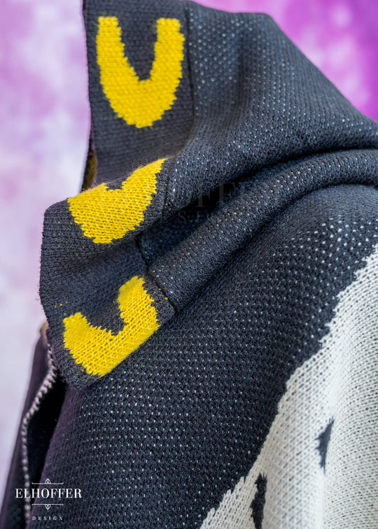 PREORDER - Sassy Magpie Hooded Poncho