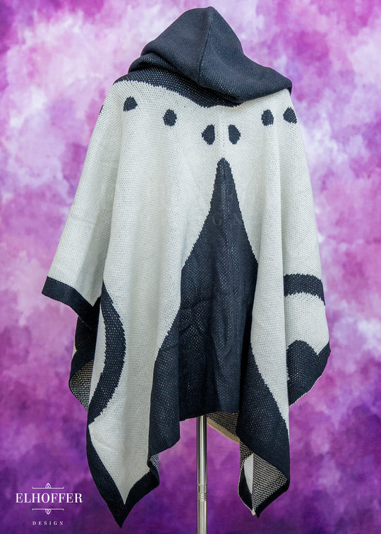 PREORDER - Sassy Magpie Hooded Poncho