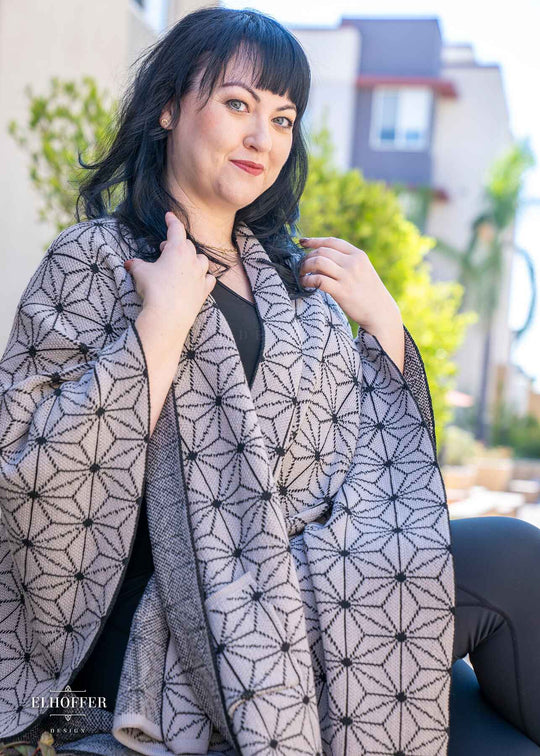 Precious Demon Poncho - Manga Grey