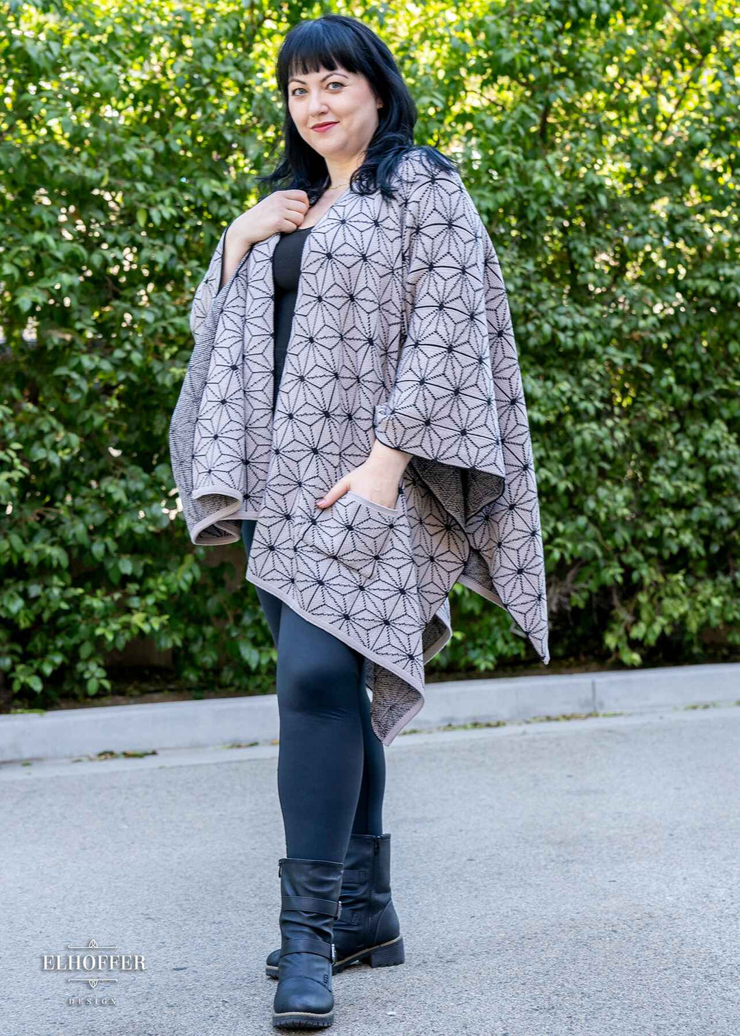 Precious Demon Poncho - Manga Grey