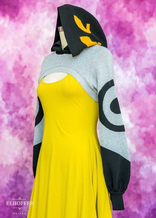 Sassy Magpie Capricorn Hooded Crop