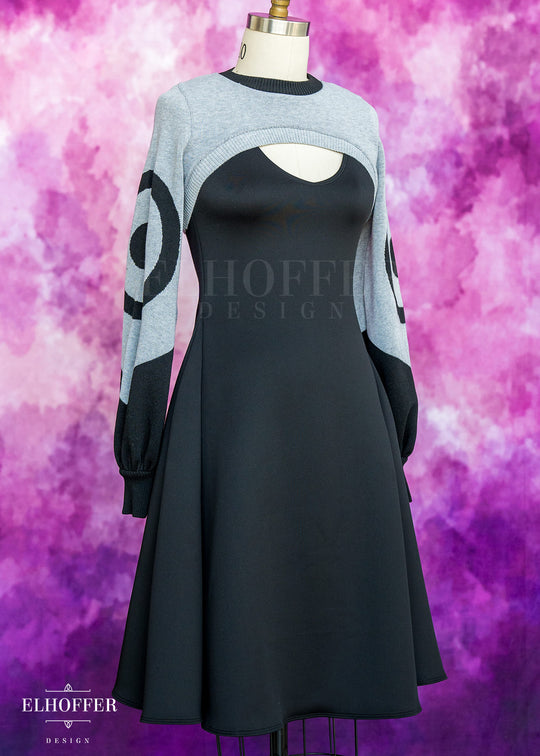 Sassy Magpie Capricorn Crew Crop