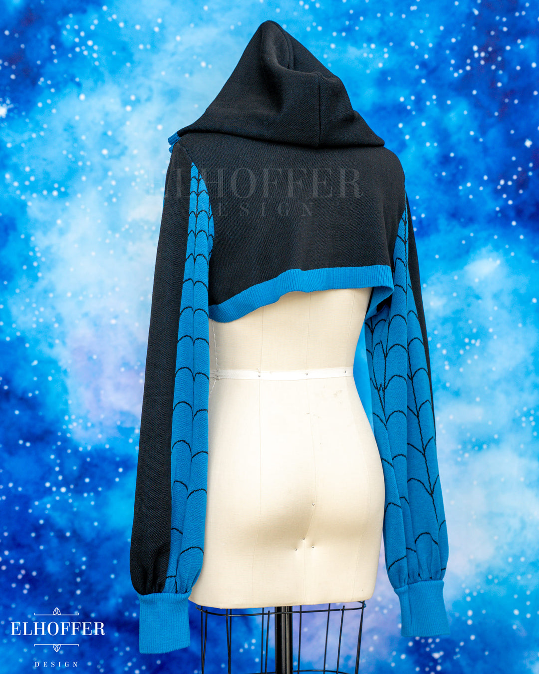 Spiderweb Capricorn Hooded Crop - Fantastic Turquoise