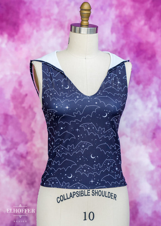 Essential Mara Hooded Top - Batty Witch Spandex