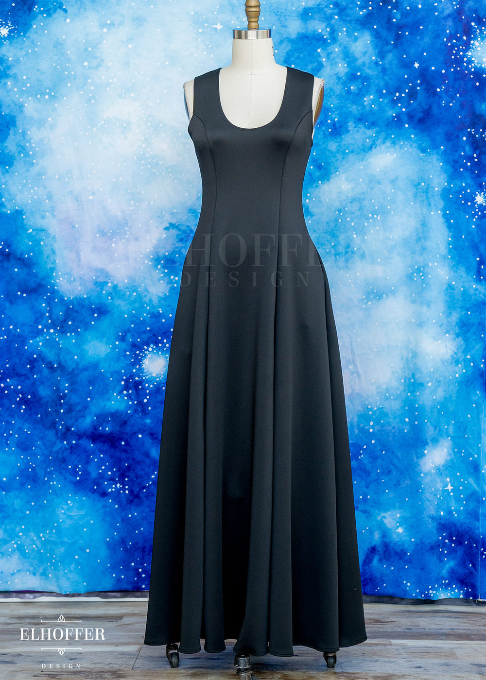 Essential Scorpio Maxi Dress - Black Scuba