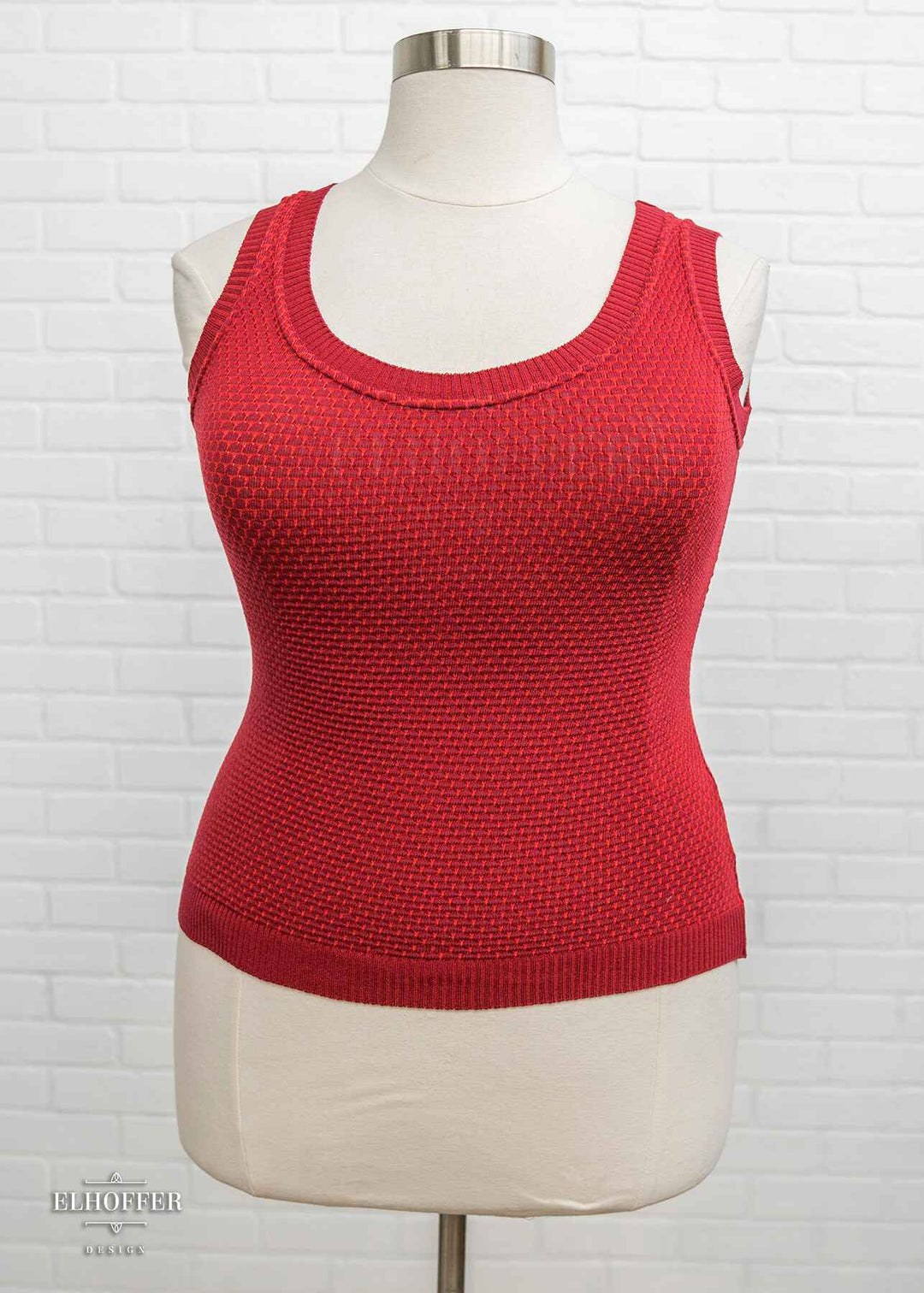 Essential Polly Tank - Poinsettia Red