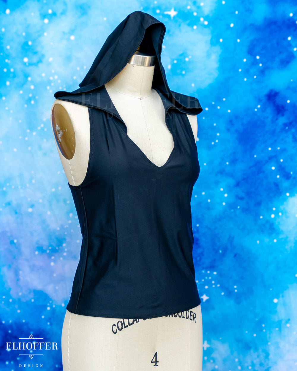 Essential Mara Hooded Crop - Midnight Black Spandex
